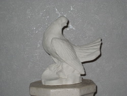 Голуби из мрамора